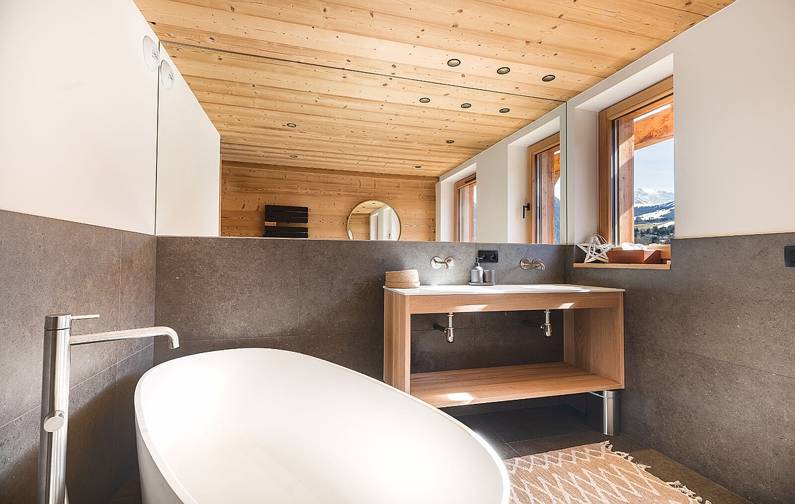 Luxurious bathroom with freestanding tub