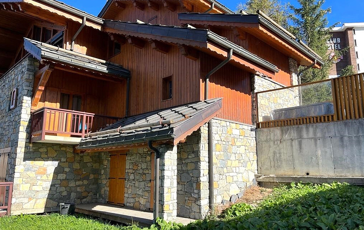 The chalet for sale in Courchevel Moriond