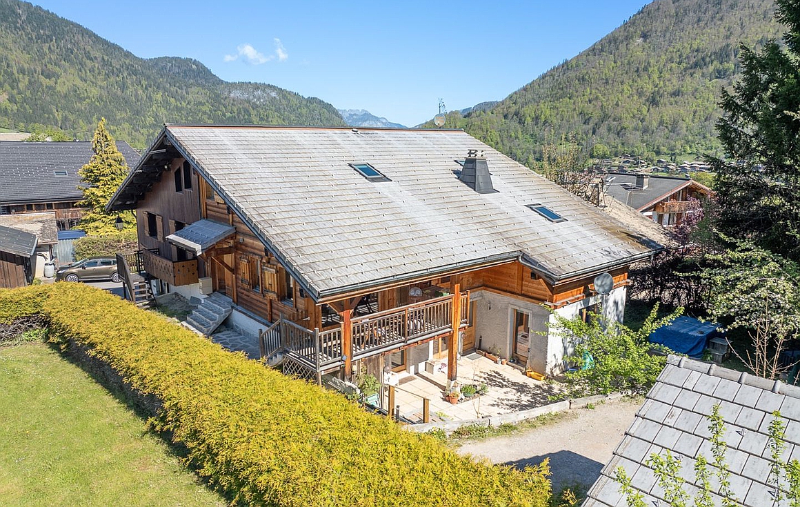 Morzine farmhouse for sale