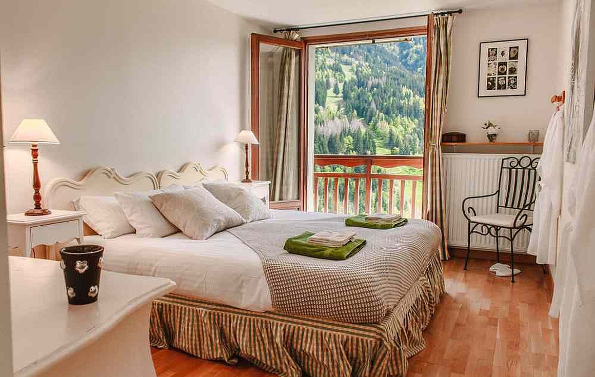 Stunning 10 bedroom chalet for sale in Vaujany