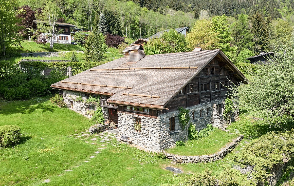 Exterior of chalet in Les Houches