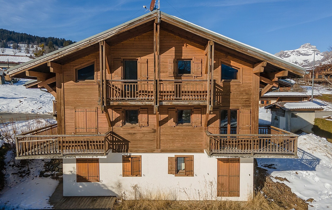 Exterior of chalet for sale in Combloux