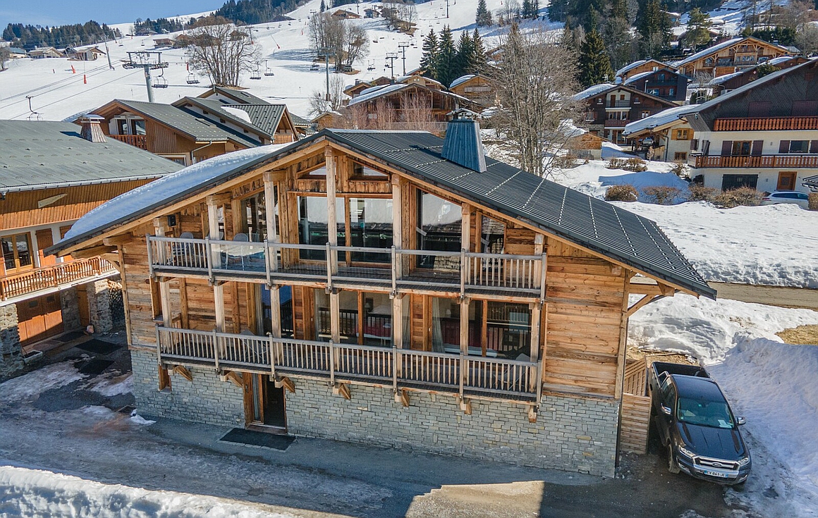 Exterior of chalet for sale in Crest Voland