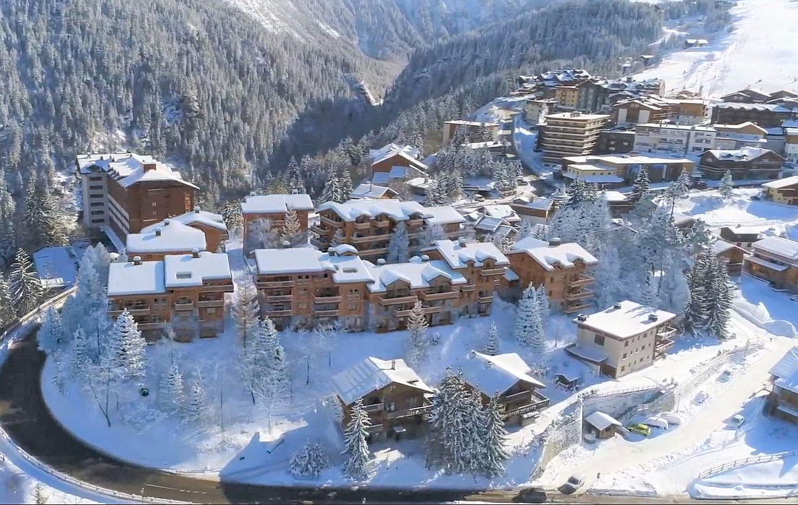 The hamlet of chalets in Courchevel