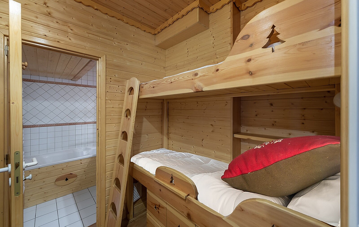 Cabine with fitted bunkbeds